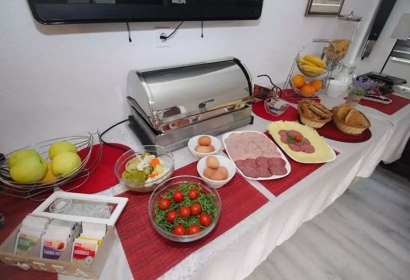 مُتل Villa Deny Mostar With Free Parking