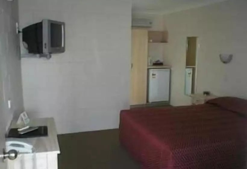 Nambour Lodge Motel