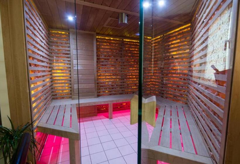 Orchidea Hotel Lipót