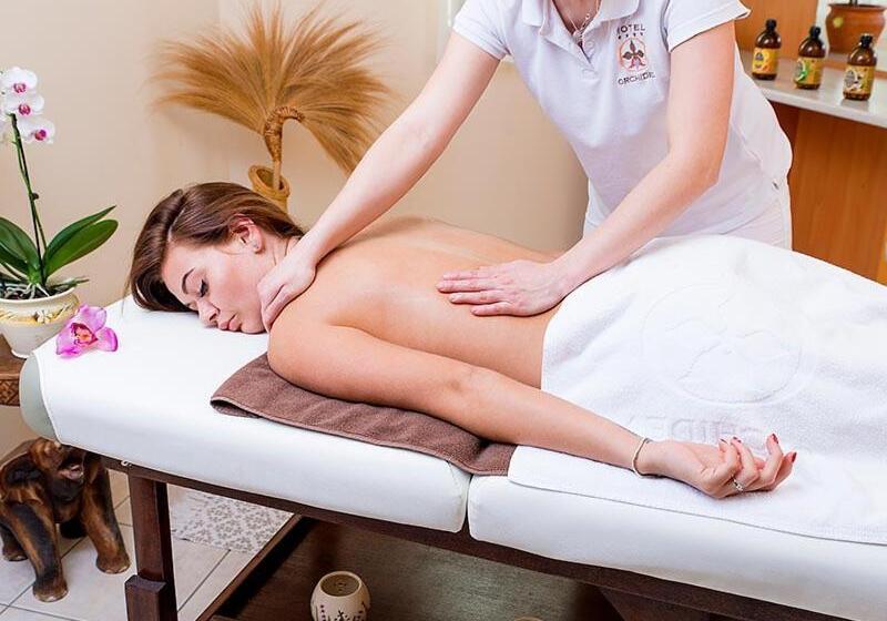 Orchidea Hotel Lipót