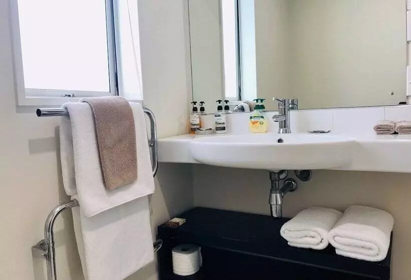 Salerno Motel Apartments