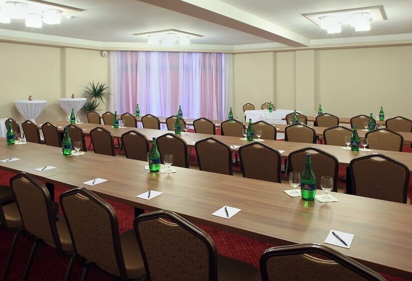 Golden Fish Hotel Apartments