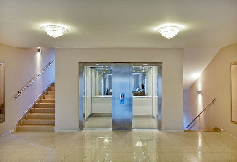 Golden Fish Hotel Apartments