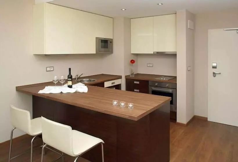 Golden Fish Hotel Apartments