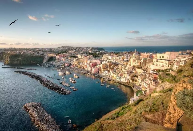 Отель Albergo La Vigna