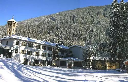 酒店 Cepina Albergo Incantato