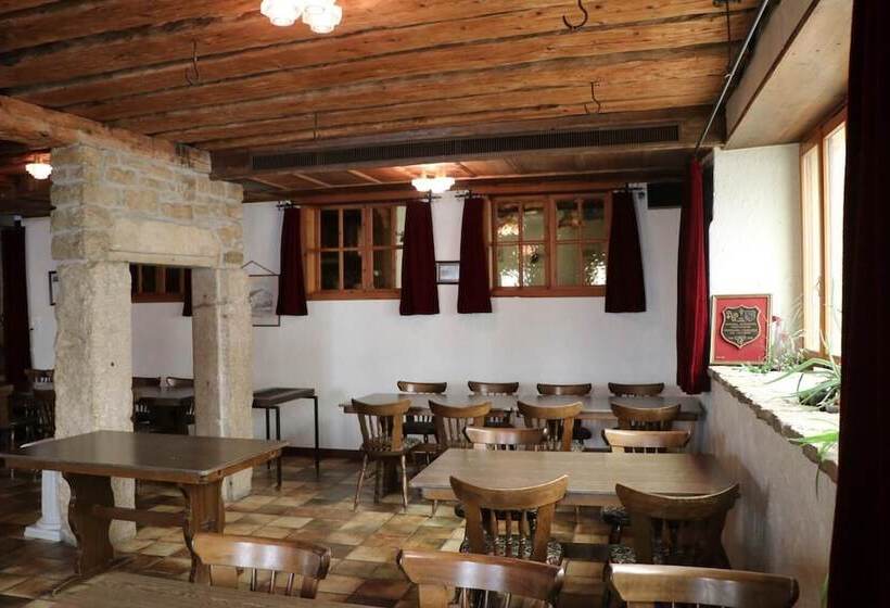 Отель Cheval Blanc