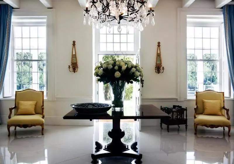 ホテル Grand Dedale Country House