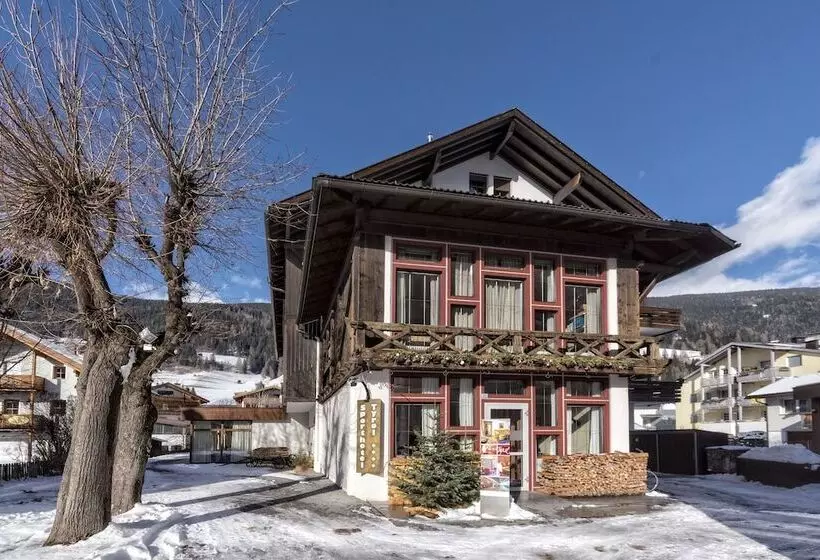 Отель Il Tyrol