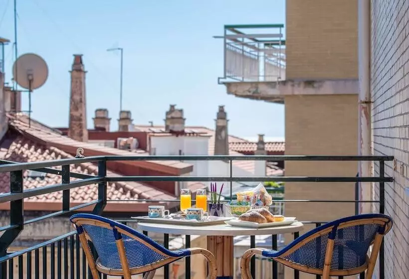 هتل La Casa Delle Stelle