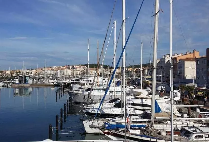 Hotel La Voile D' Or