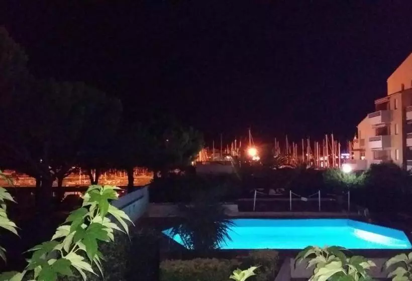 Hotel La Voile D' Or