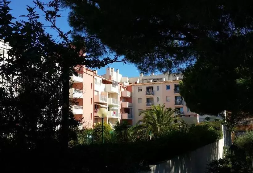 Hotel La Voile D' Or