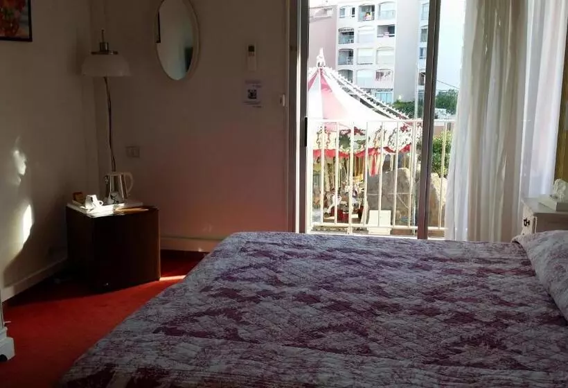 Hotel La Voile D' Or