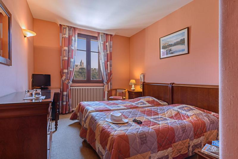 Logis Hotel Restaurant Du Pont