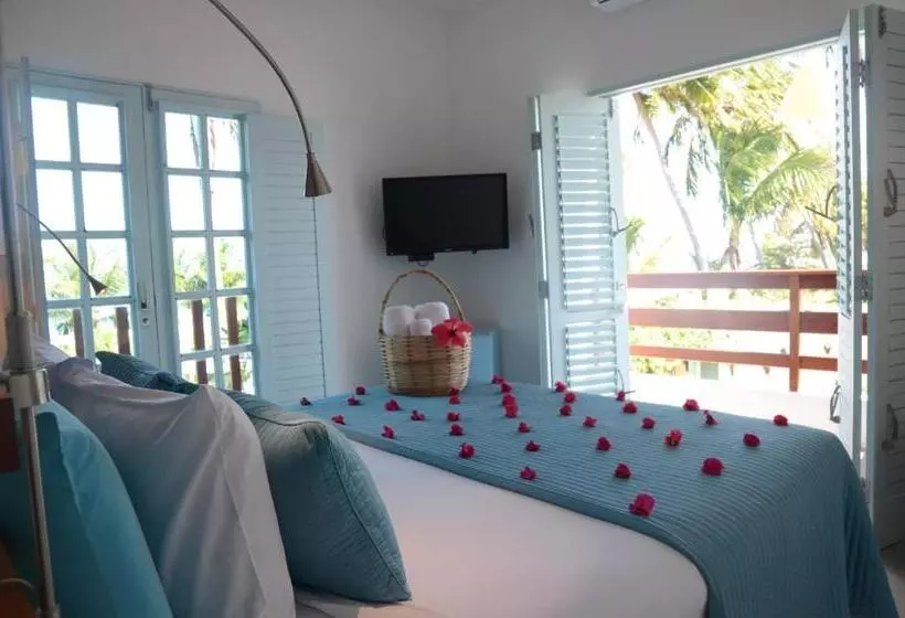 هتل Praiagogi Boutique Pousada