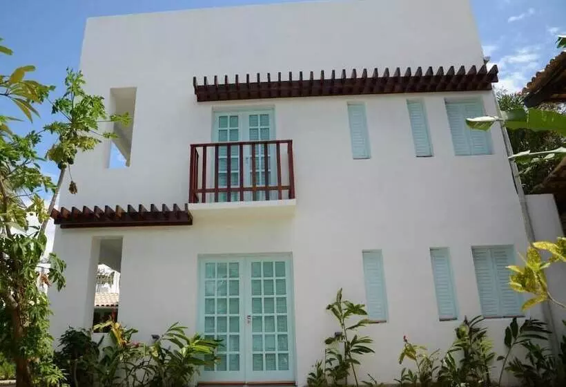 هتل Praiagogi Boutique Pousada