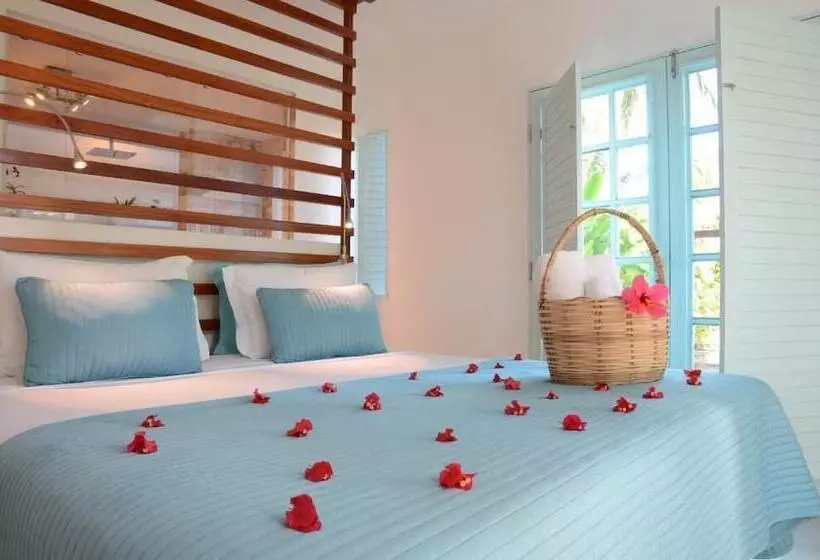 هتل Praiagogi Boutique Pousada