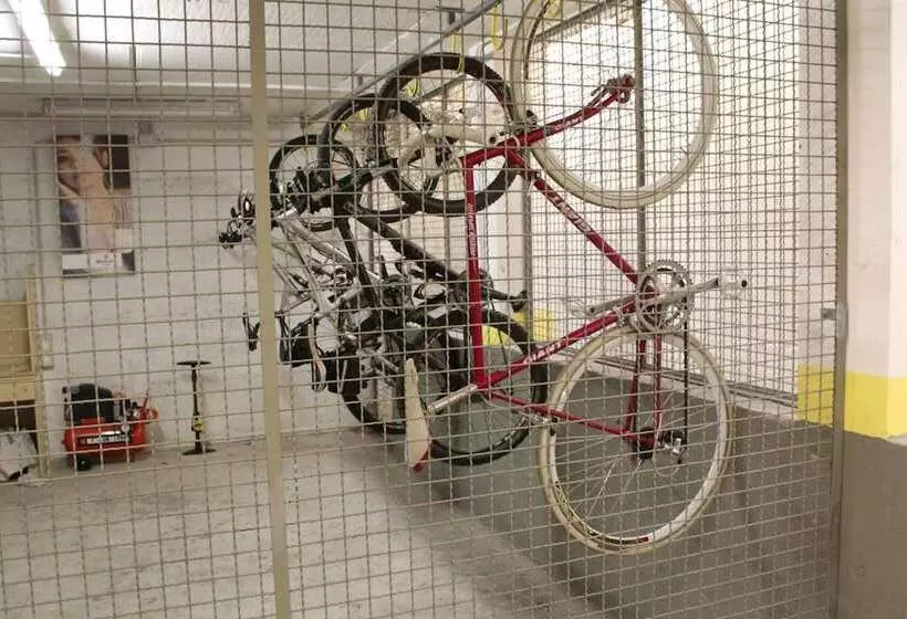 هتل Toresela Bike Am Gardasee