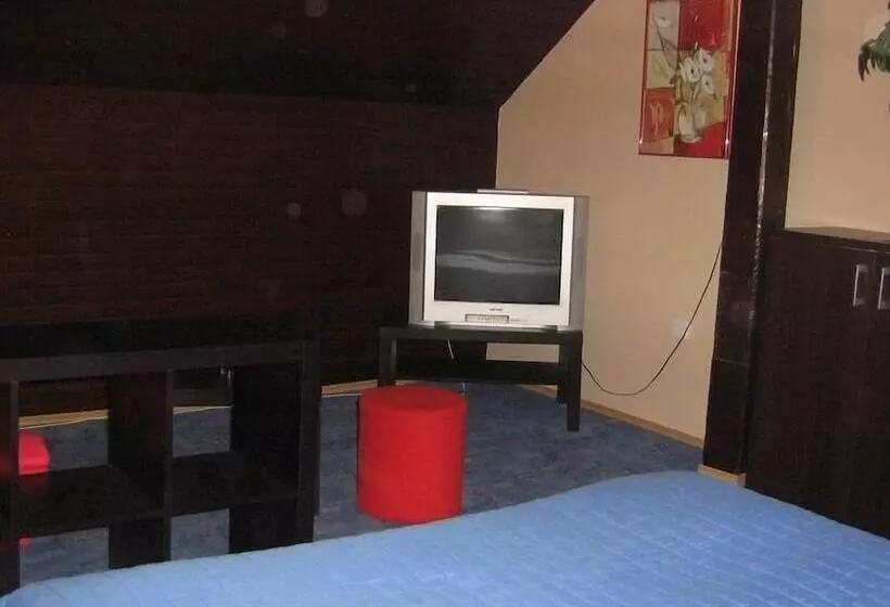 هتل Soba 7 Pekrska Vila