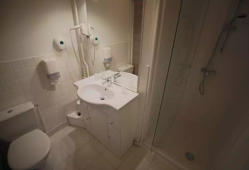 هتل Wilson Square