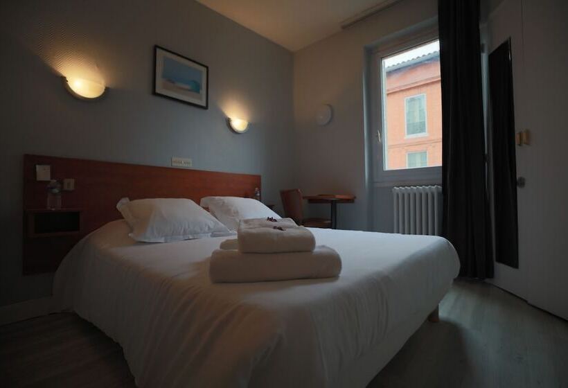 ホテル Wilson Square