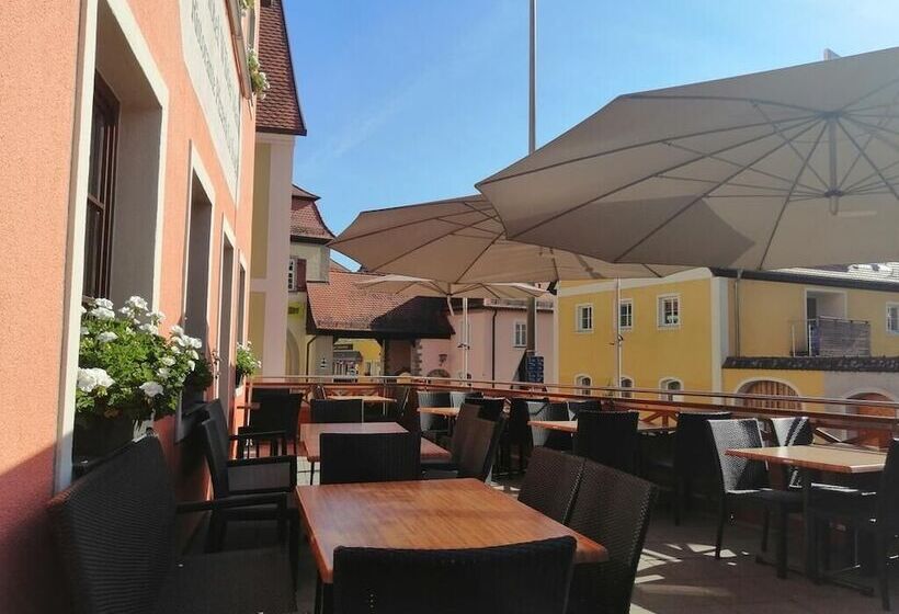 膳宿费 Wilder Mann