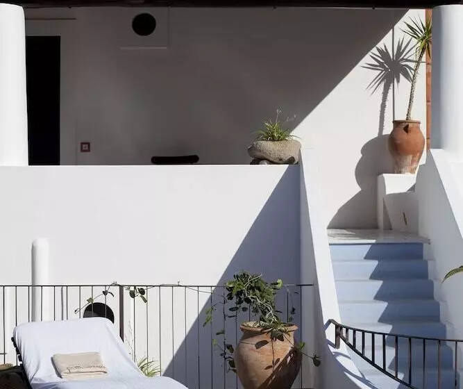 Курорт Quartara Boutique