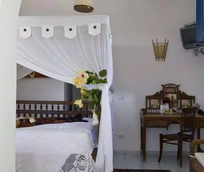 Курорт Quartara Boutique