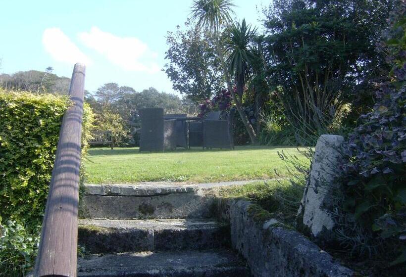 Trehellas House Hotel & Courthouse Restaurant