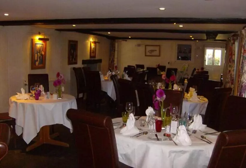 Trehellas House Hotel & Courthouse Restaurant