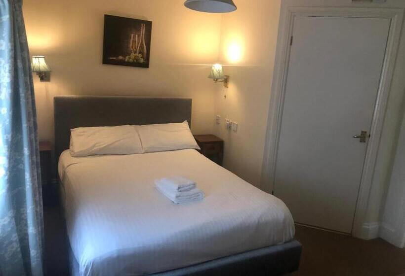 Trehellas House Hotel & Courthouse Restaurant