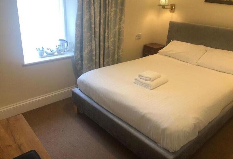 Trehellas House Hotel & Courthouse Restaurant