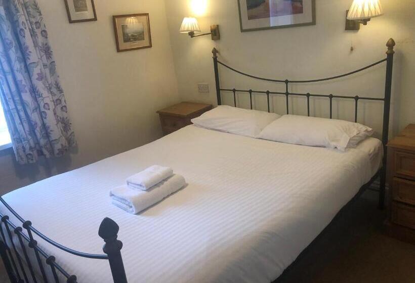 Trehellas House Hotel & Courthouse Restaurant