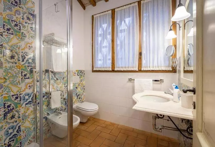 هتل Agriturismo Il Segreto Di Pietrafitta