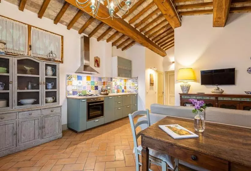 هتل Agriturismo Il Segreto Di Pietrafitta