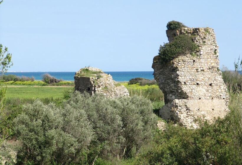 Отель Agriturismo Torre Del Golfo
