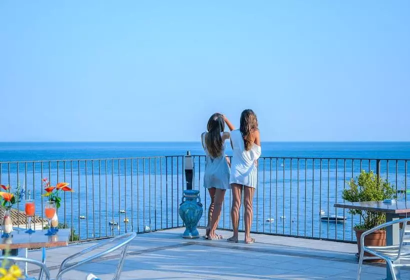 هتل Riviera B&b Rooms