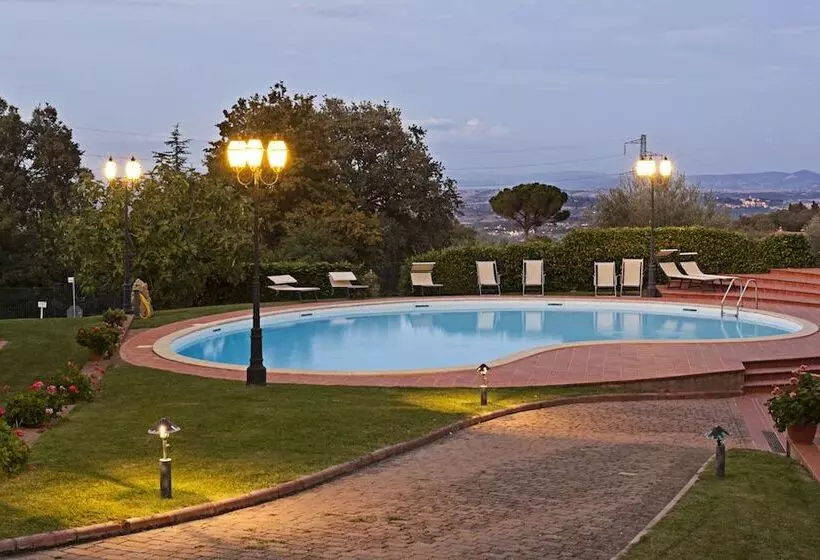 فندق Albergo La Lanterna