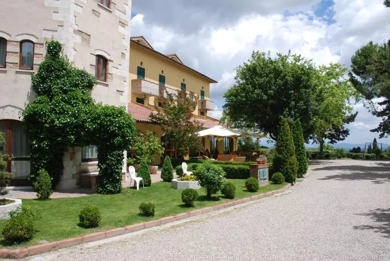 فندق Albergo La Lanterna