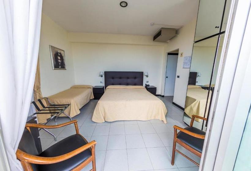 ホテル Ambasciatori Suite