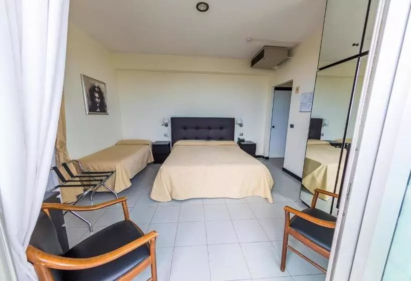 בית מלון כפרי Ambasciatori Suite