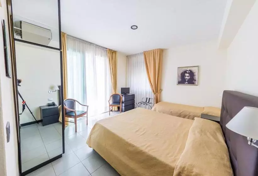 בית מלון כפרי Ambasciatori Suite