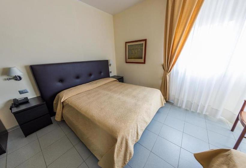 ホテル Ambasciatori Suite