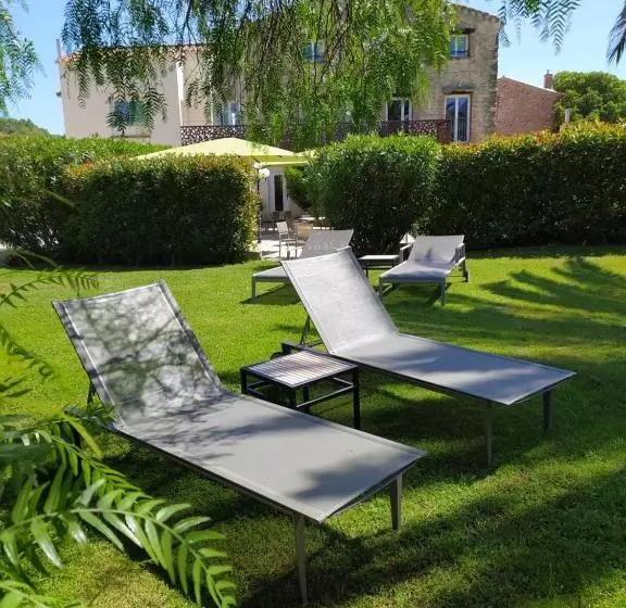 ホテル Auberge Du Roua