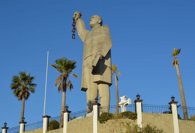 فندق Best Western Bazarell Inn