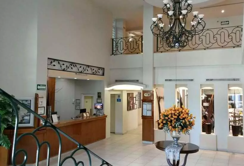 호텔 Best Western Bazarell Inn