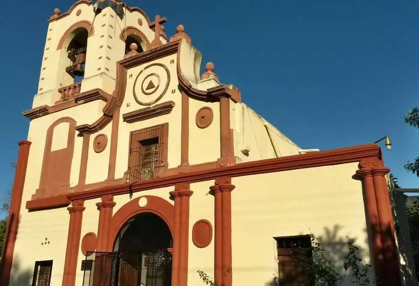 호텔 Best Western Bazarell Inn