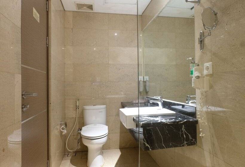 Claro Makassar Hotel & Convention