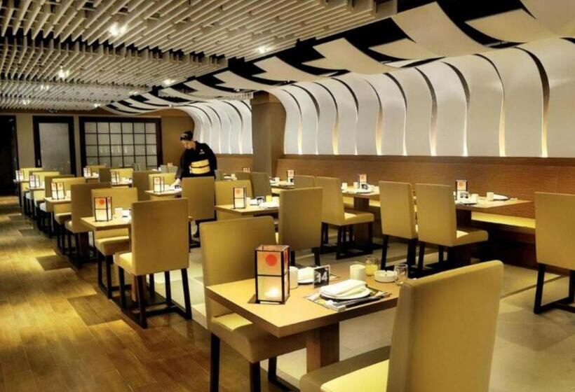 Claro Makassar Hotel & Convention